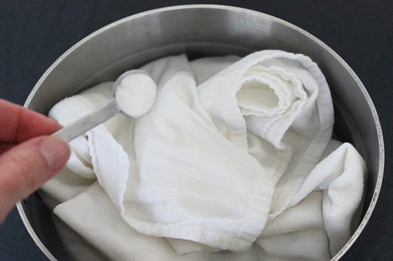 Как отстирать белое белье в домашних условиях – самые лучшие способы